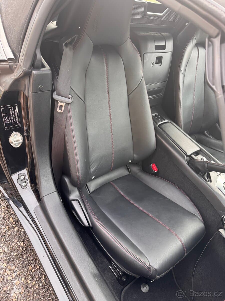 Mazda 5 - 13