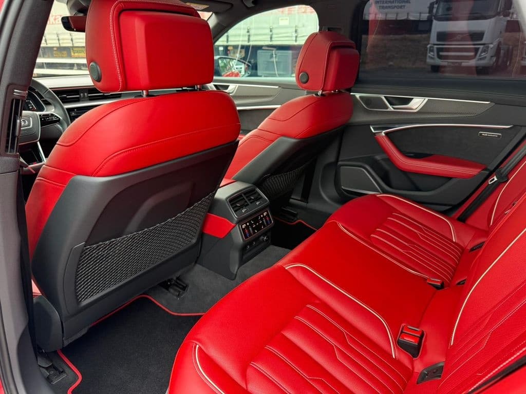 2022 Audi S6 - 13