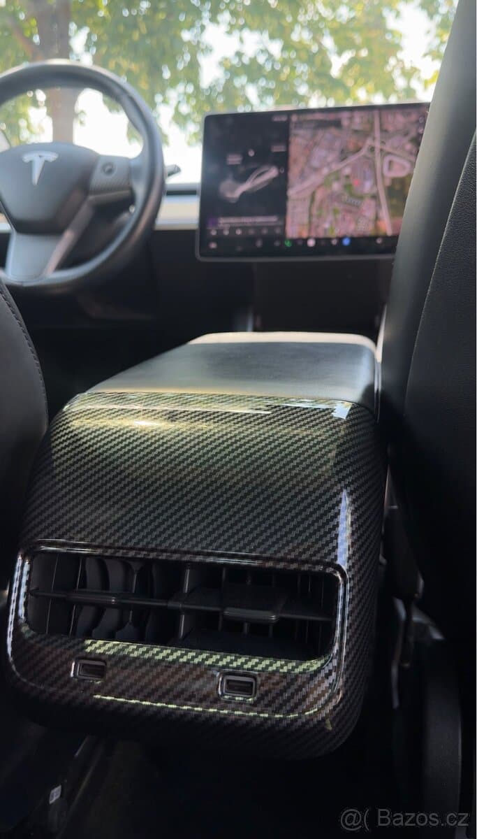 Tesla MODEL 3 - 13