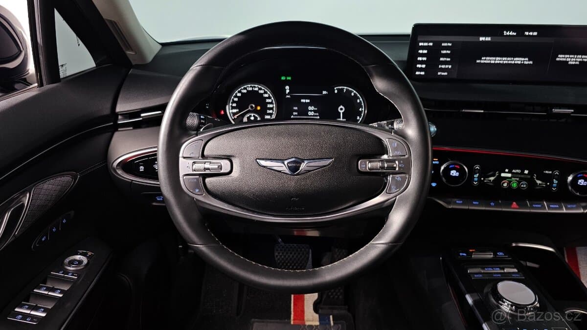 2021 Genesis GV70 - 13