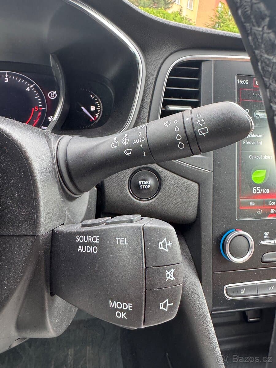 2019 Renault MEGANE - 13