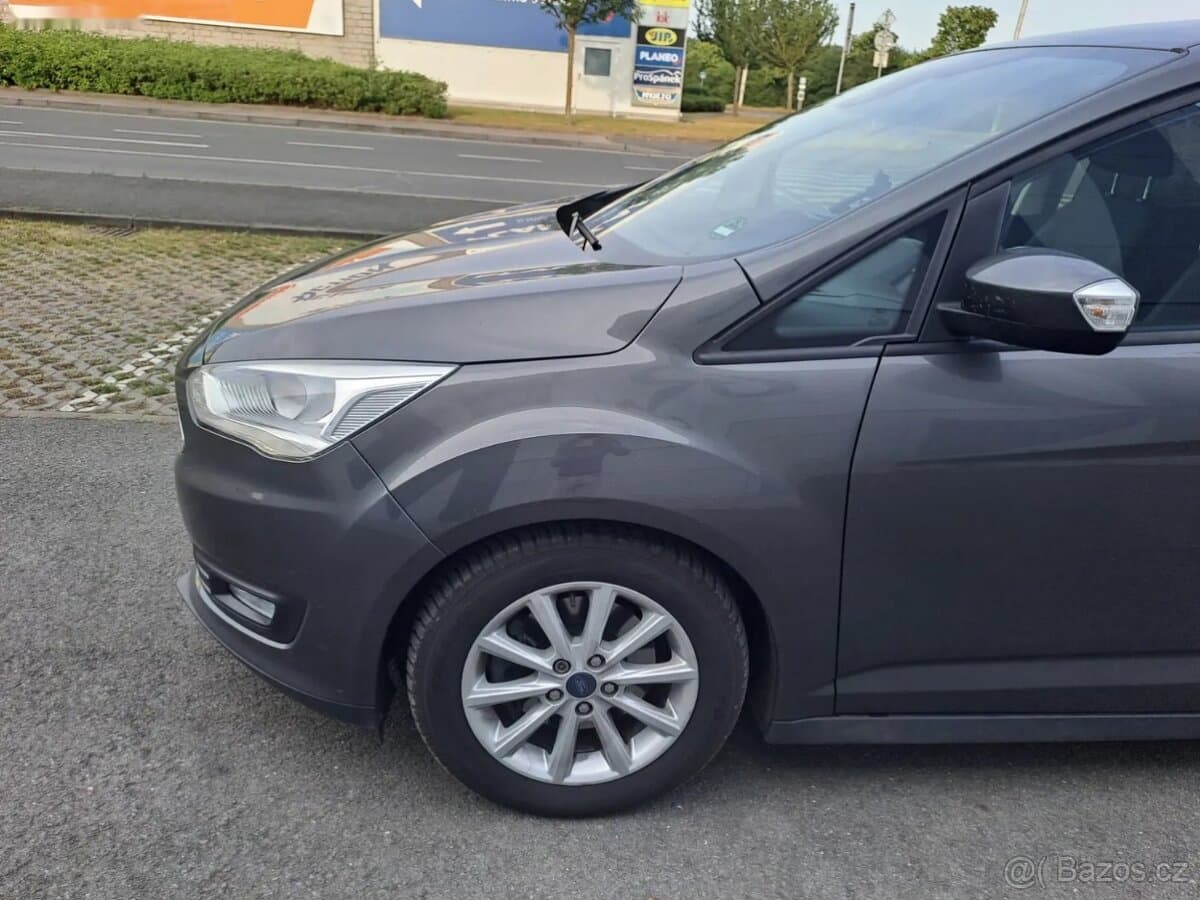 2015 Ford C-MAX - 13