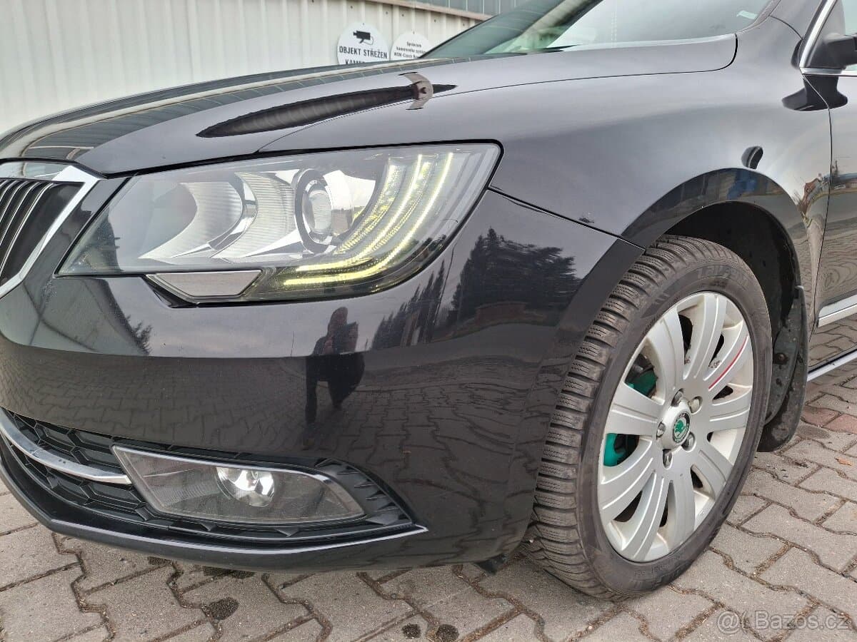 2014 Škoda SUPERB - 13