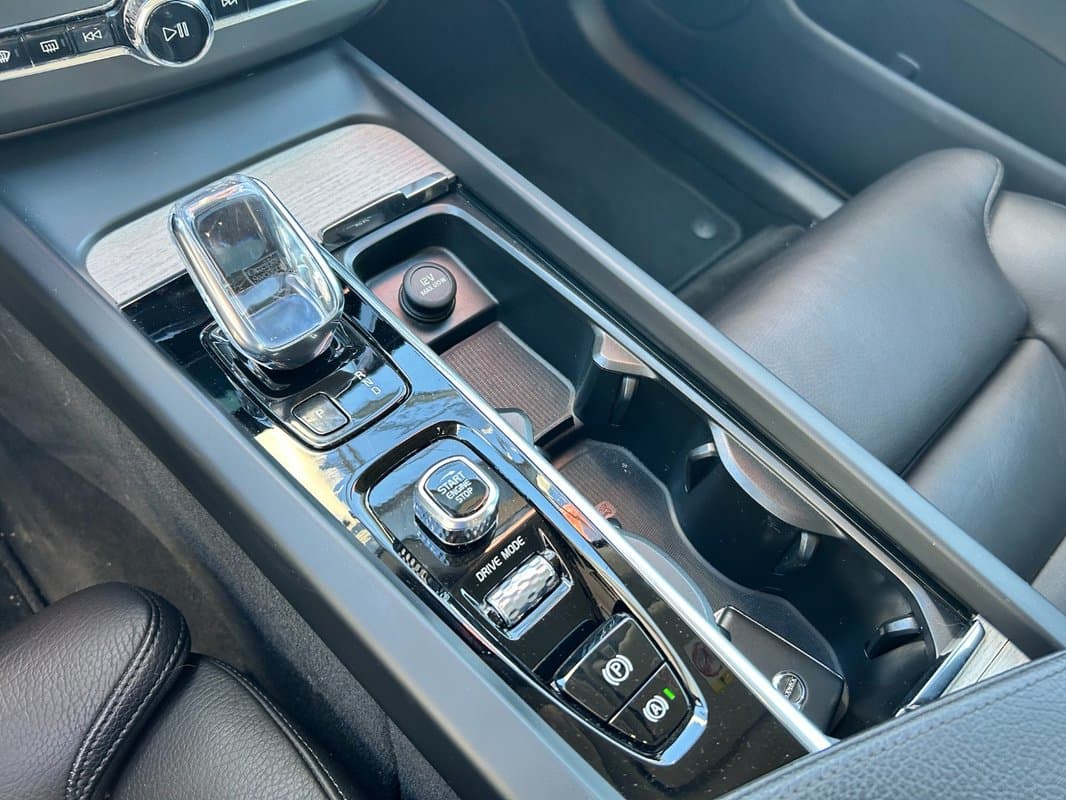 2021 Volvo XC60 - 13