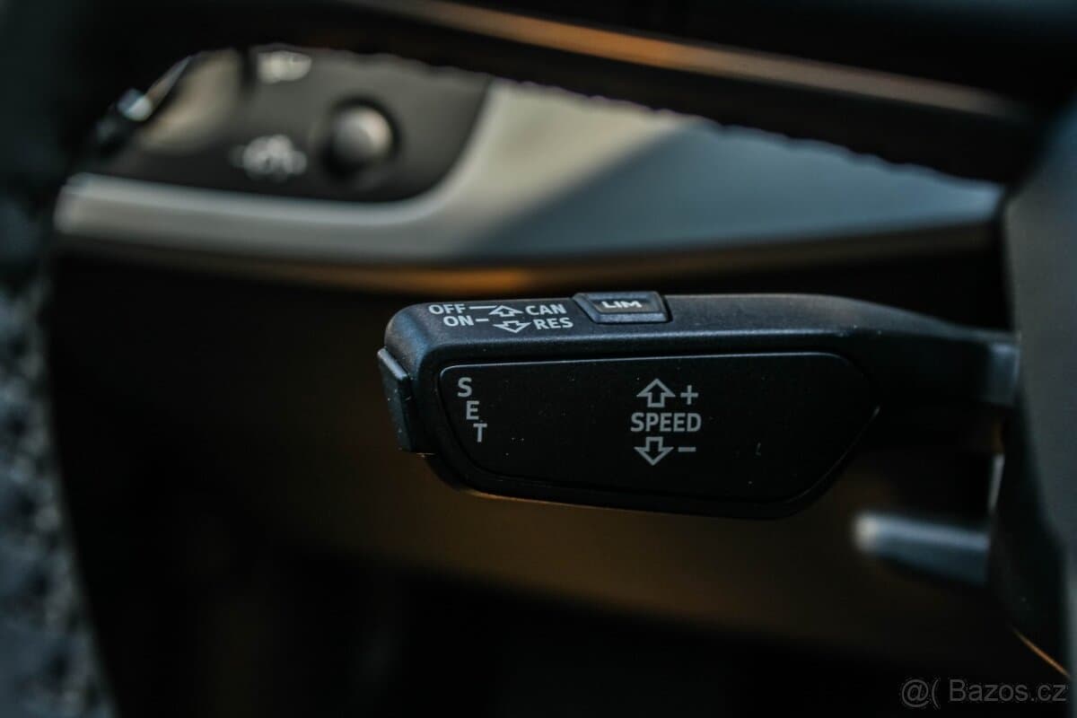 2017 Audi A4 - 13