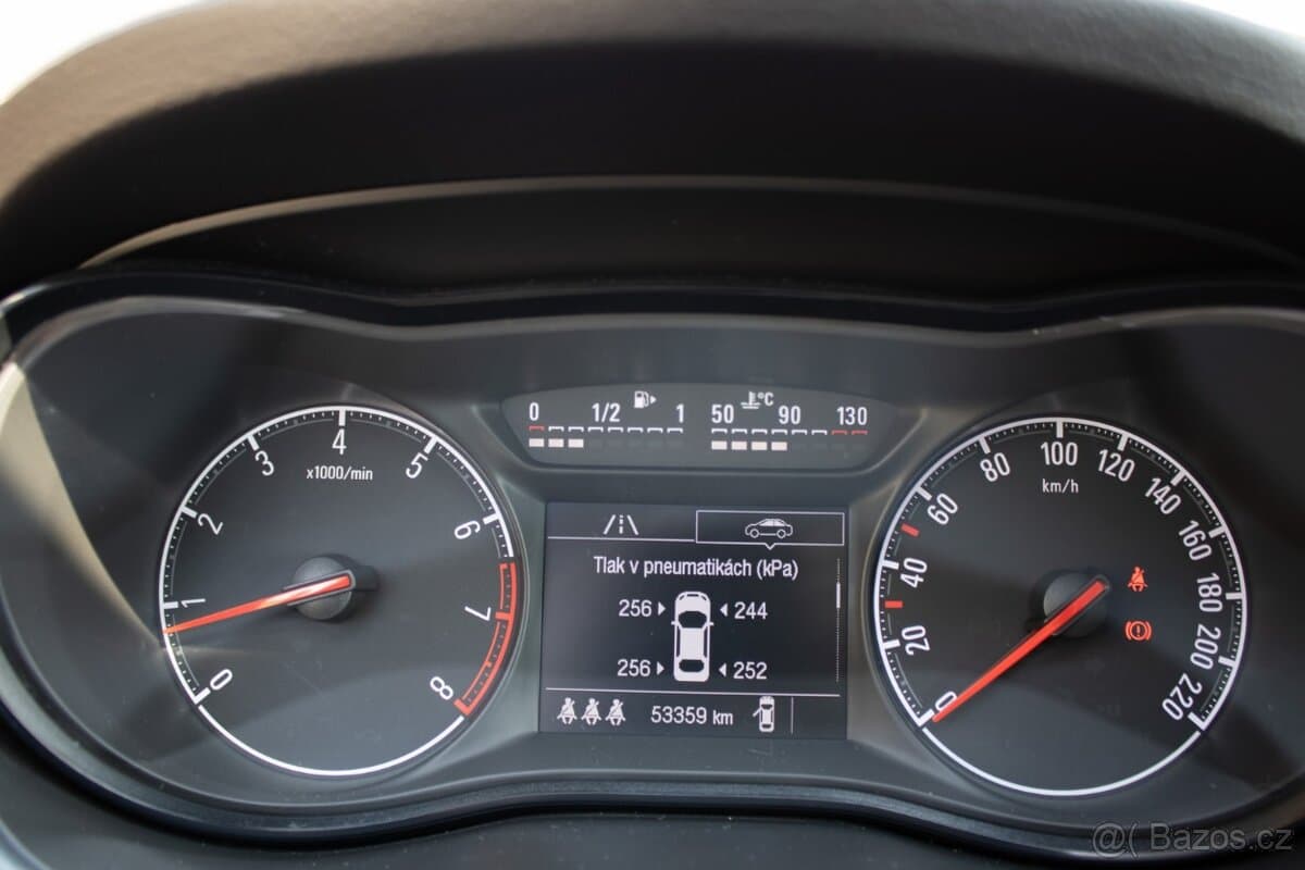 2017 Opel CORSA - 13