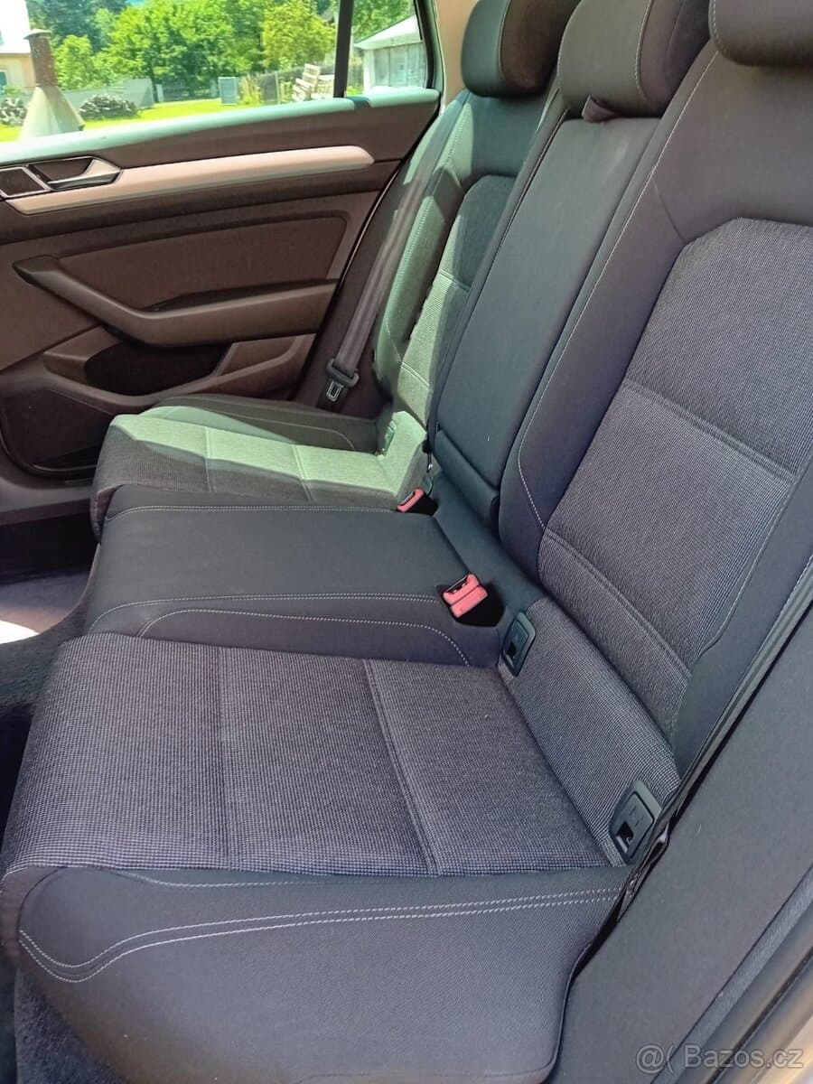 2015 Volkswagen PASSAT - 13