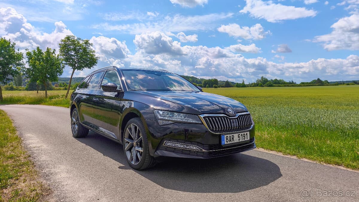 2021 Škoda SUPERB - 13