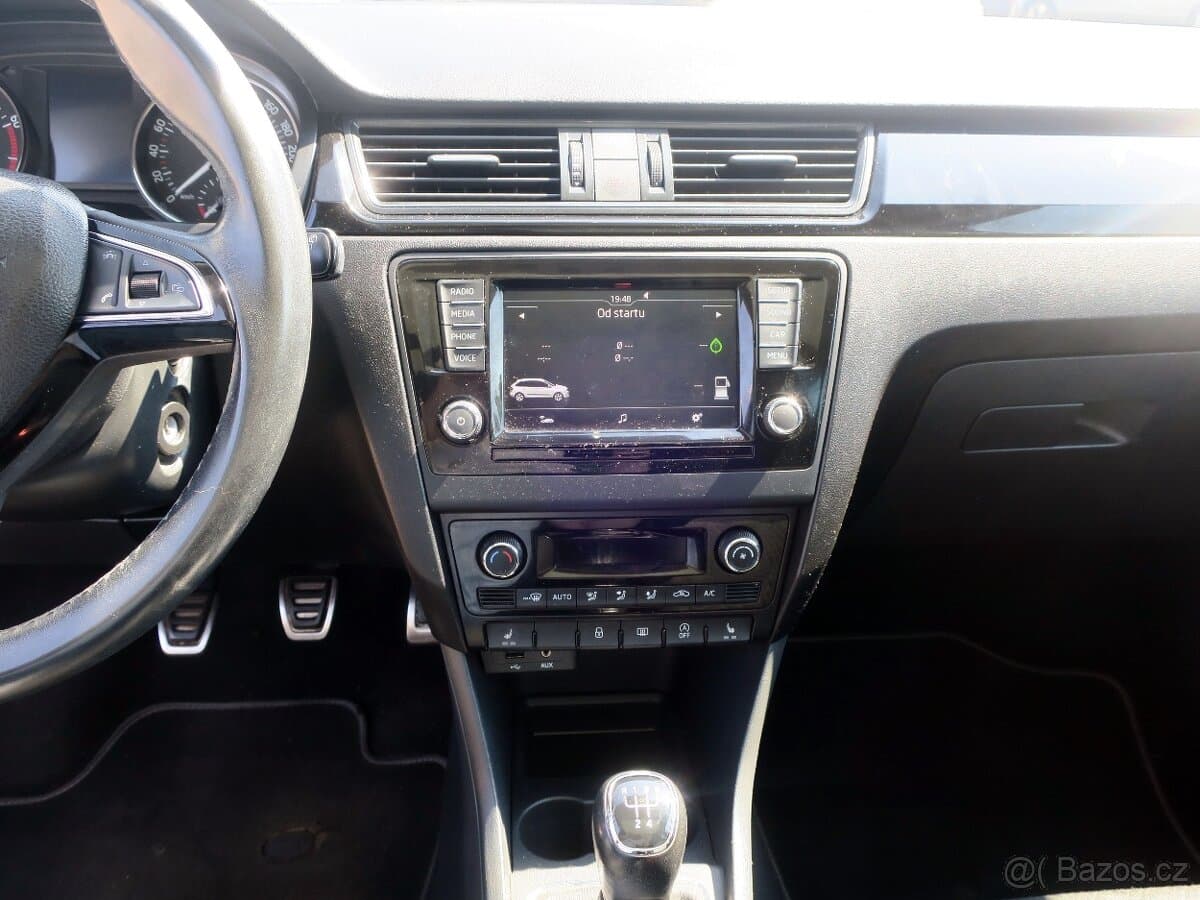 2016 Škoda RAPID - 13