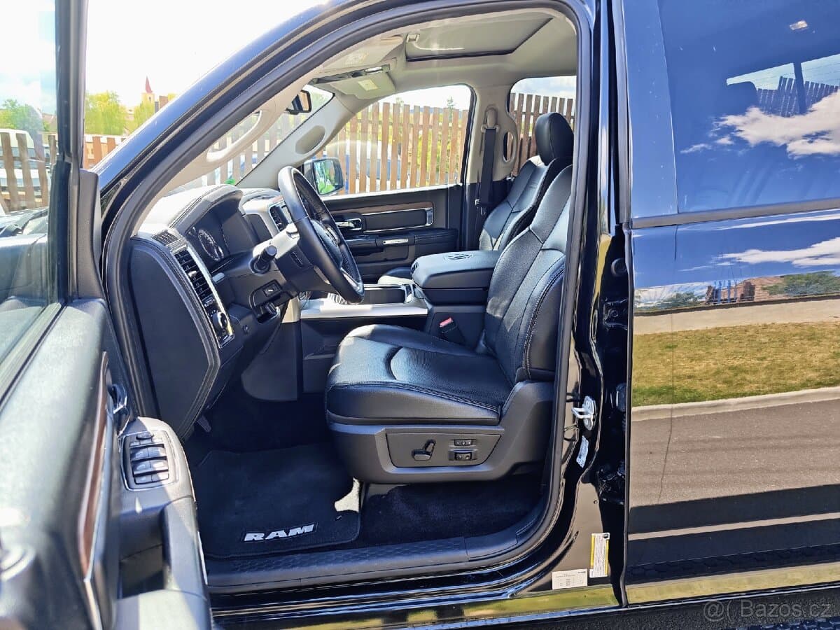 2016 RAM 1500 - 13