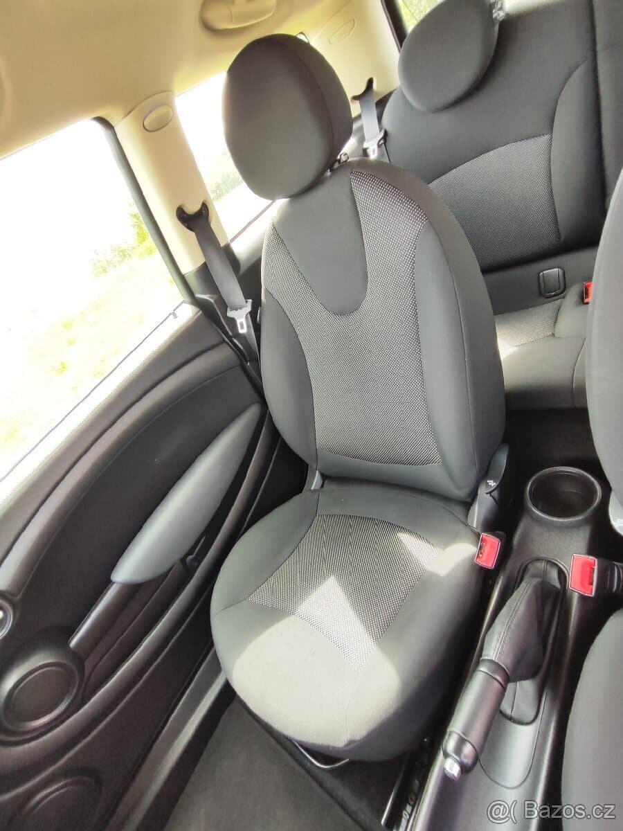 2011 Mini COOPER - 13