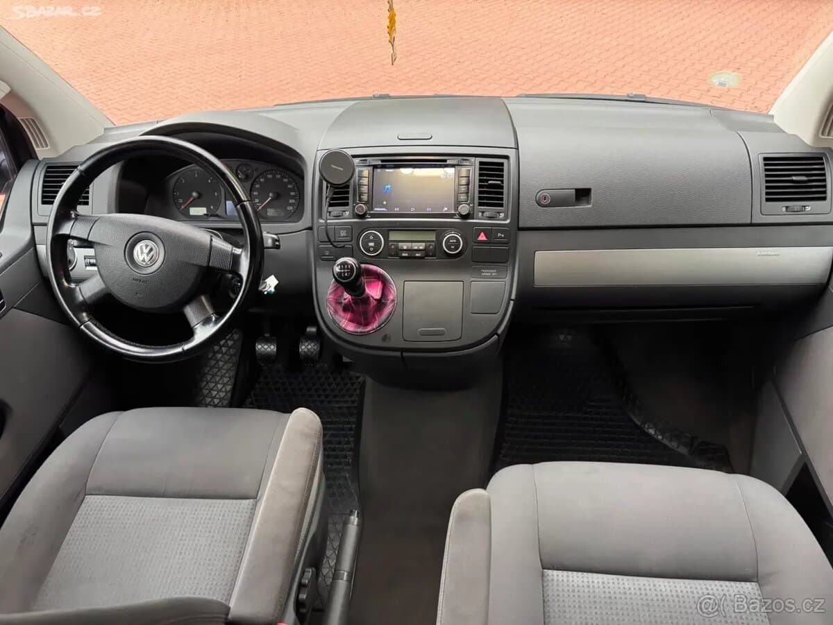 2009 Volkswagen MULTIVAN - 13