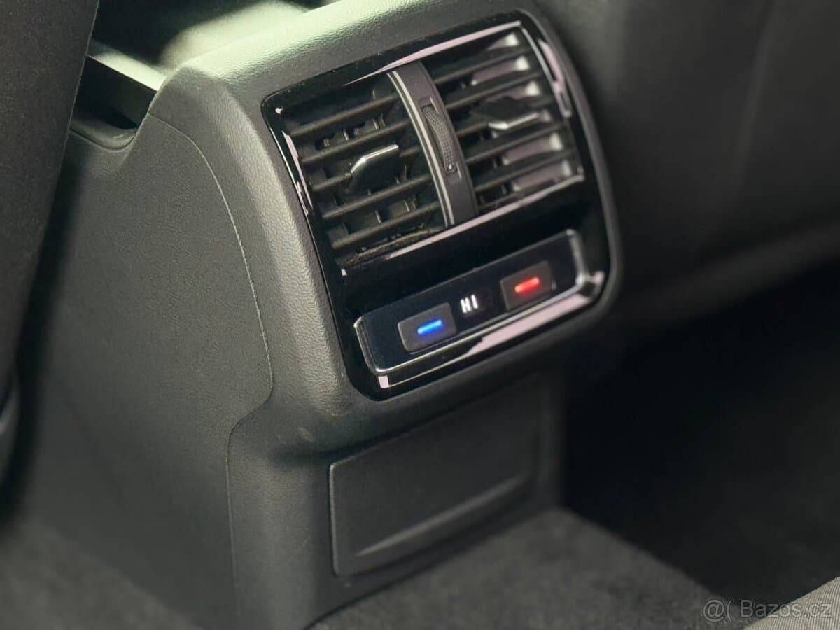 2020 Volkswagen PASSAT - 13