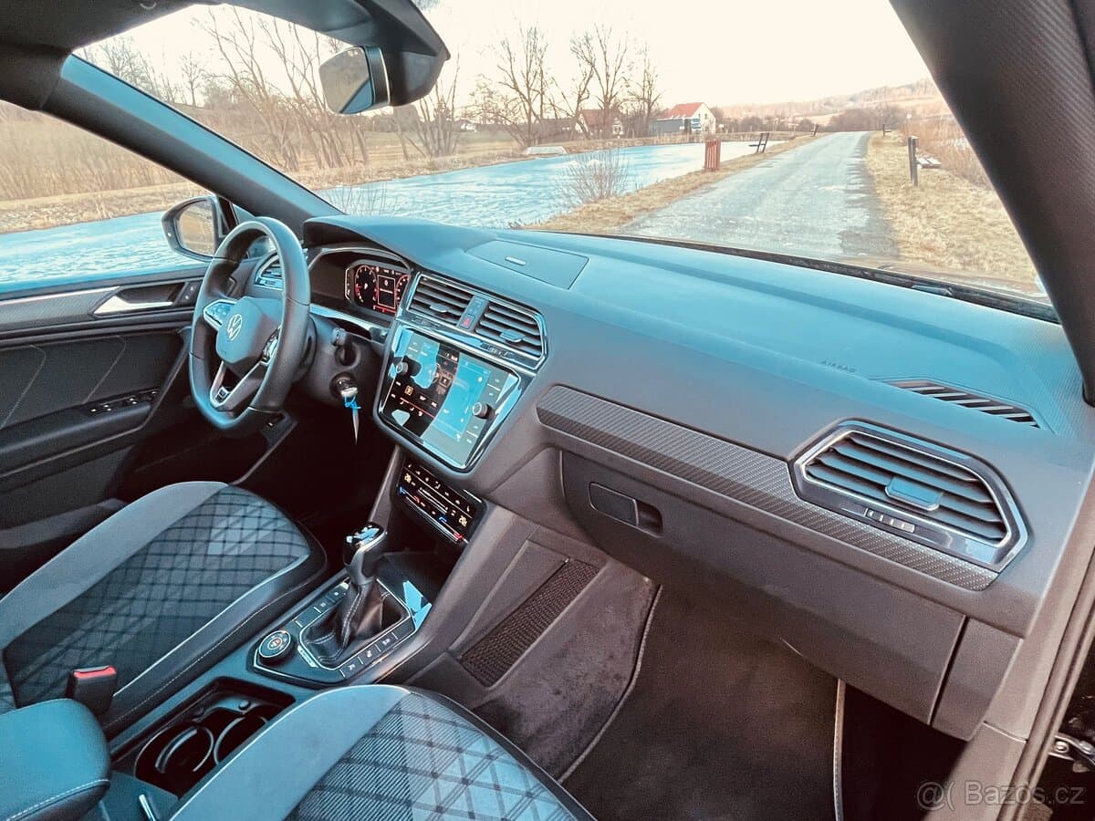 2022 Volkswagen TIGUAN - 13
