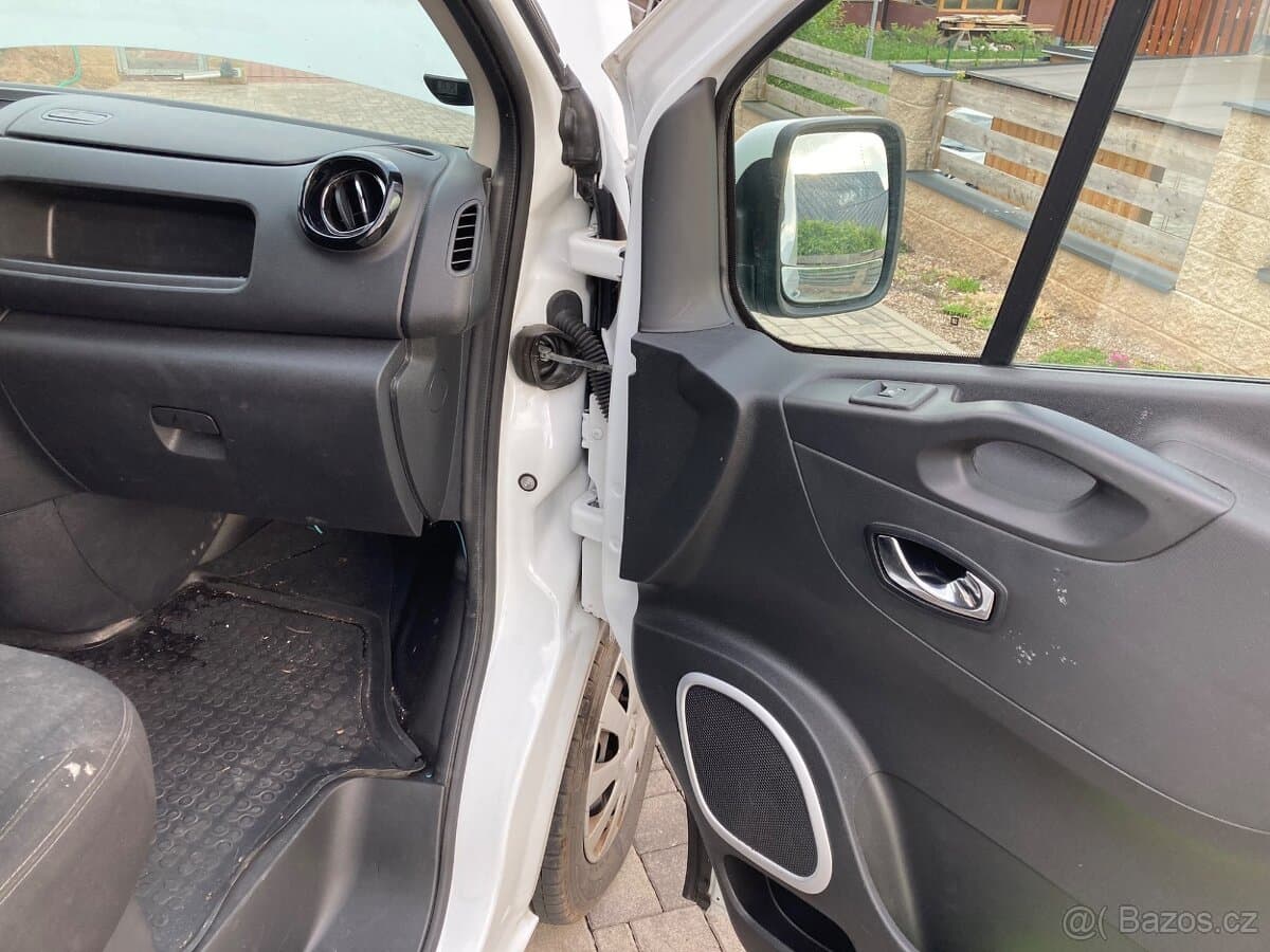 2015 Opel VIVARO - 13