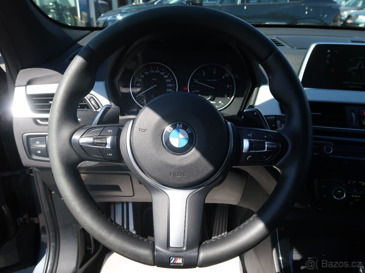 2018 BMW X1 - 13