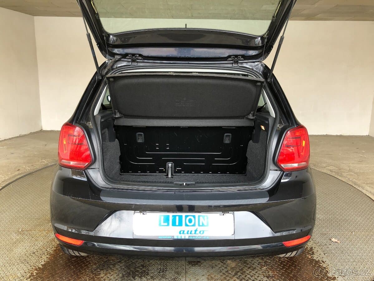 2017 Volkswagen POLO - 13