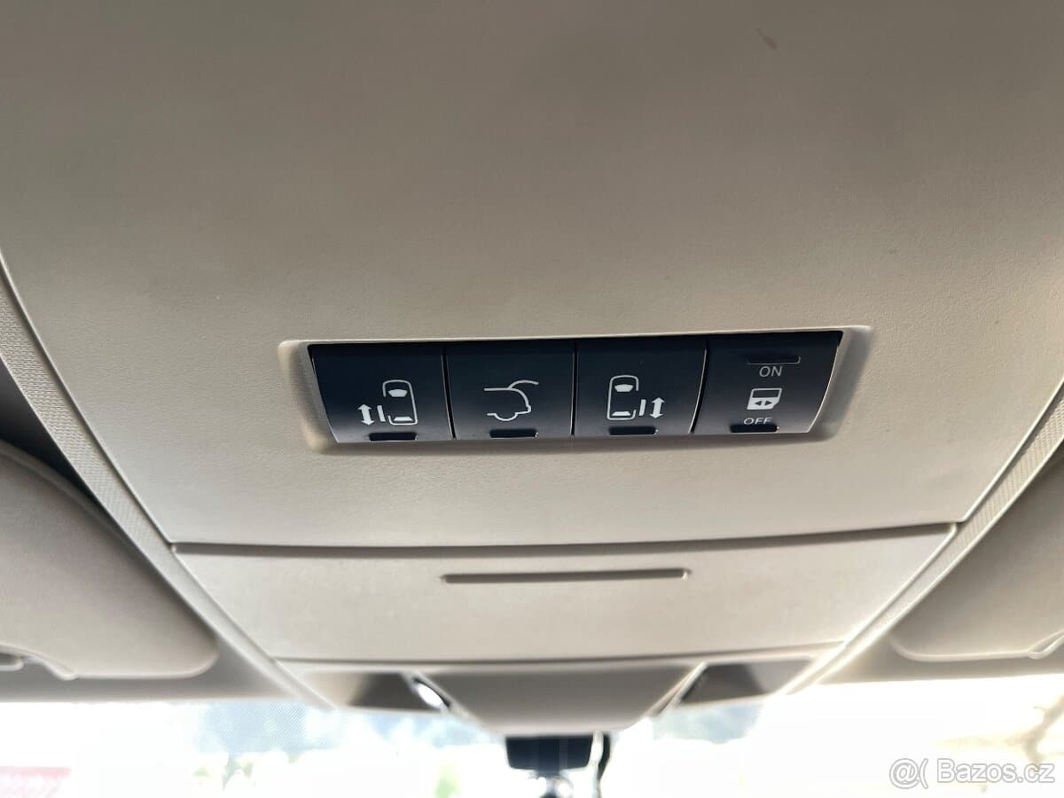 2013 Lancia VOYAGER - 13