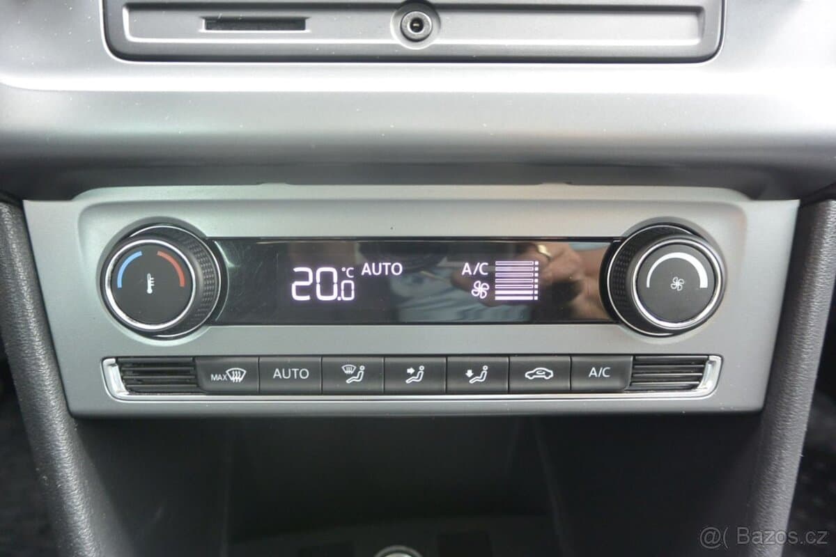 2017 Volkswagen POLO - 13