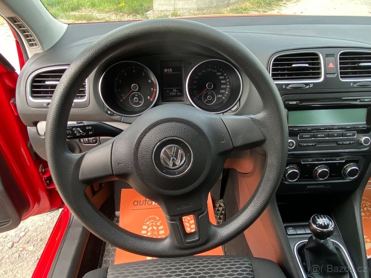 2009 Volkswagen GOLF - 13