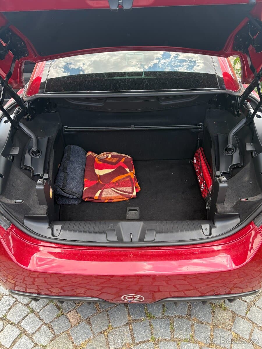 2009 Peugeot 308 - 13