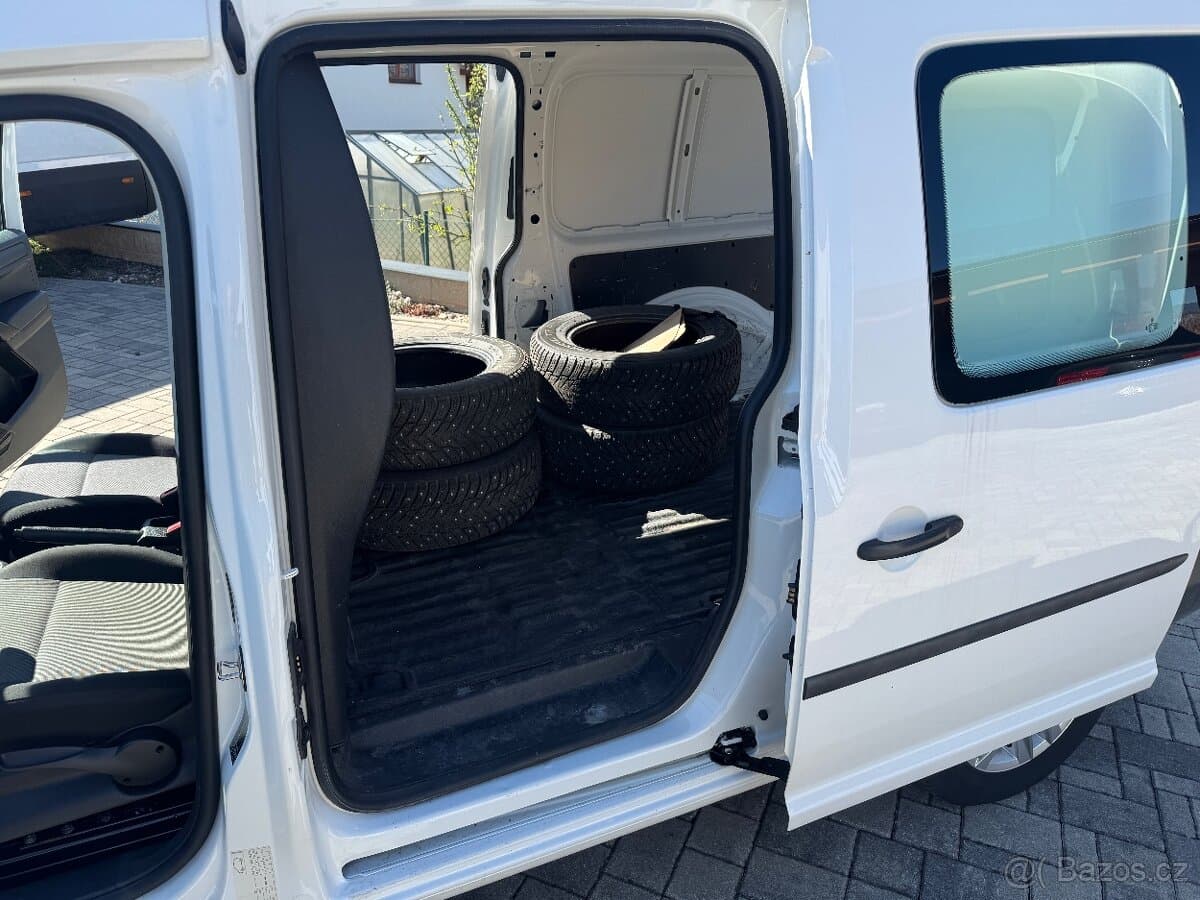 2020 Volkswagen CADDY - 13