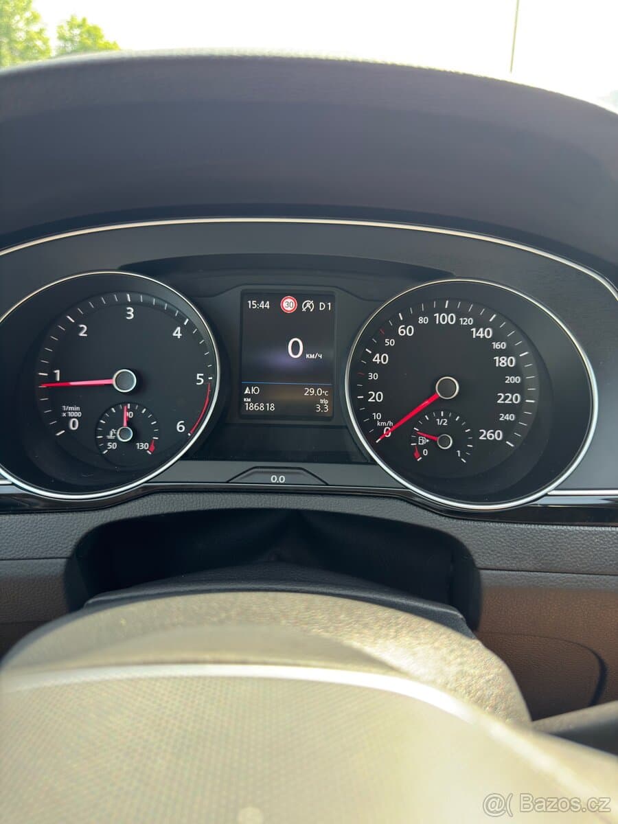 2020 Volkswagen PASSAT - 13