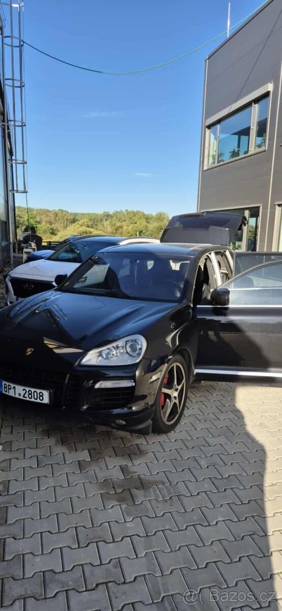 2007 Porsche CAYENNE - 13