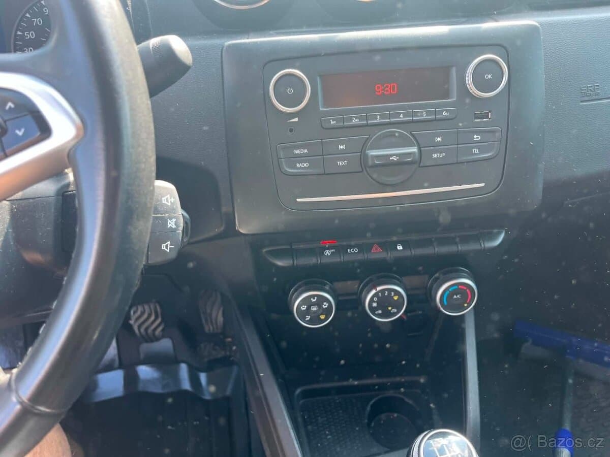 2020 Dacia DUSTER - 13