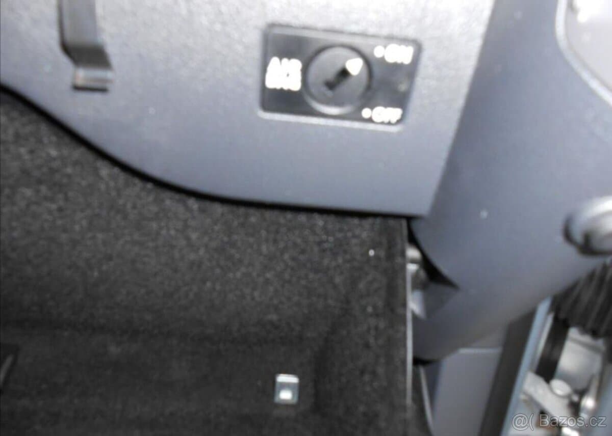 2007 Volkswagen GOLF - 13