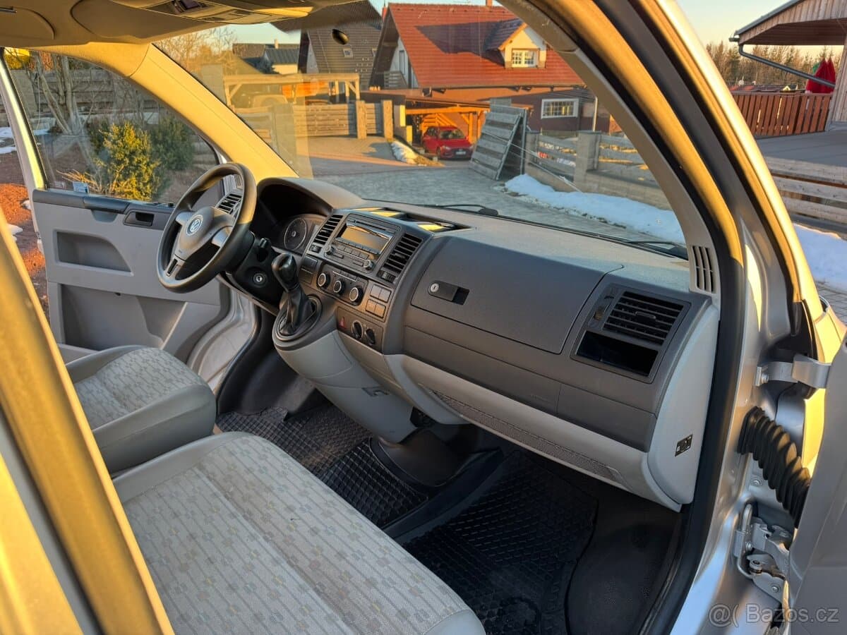 2013 Volkswagen TRANSPORTER - 13