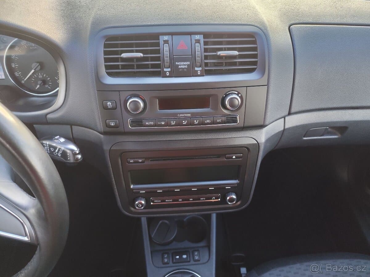 2014 Škoda FABIA - 13