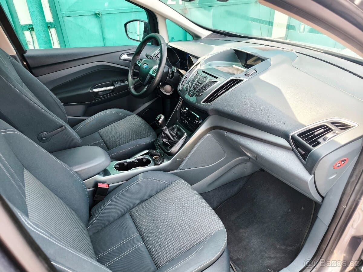 2012 Ford C-MAX - 13