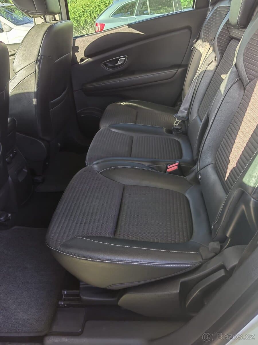 2017 Renault SCENIC - 13