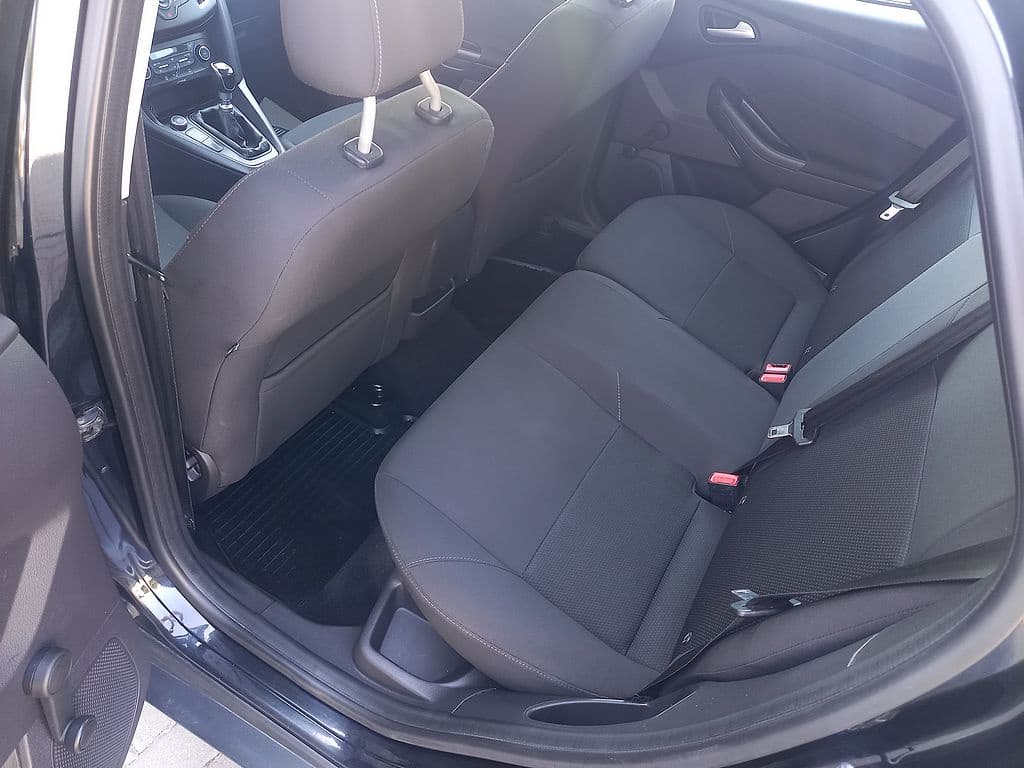 2015 Ford FOCUS - 13
