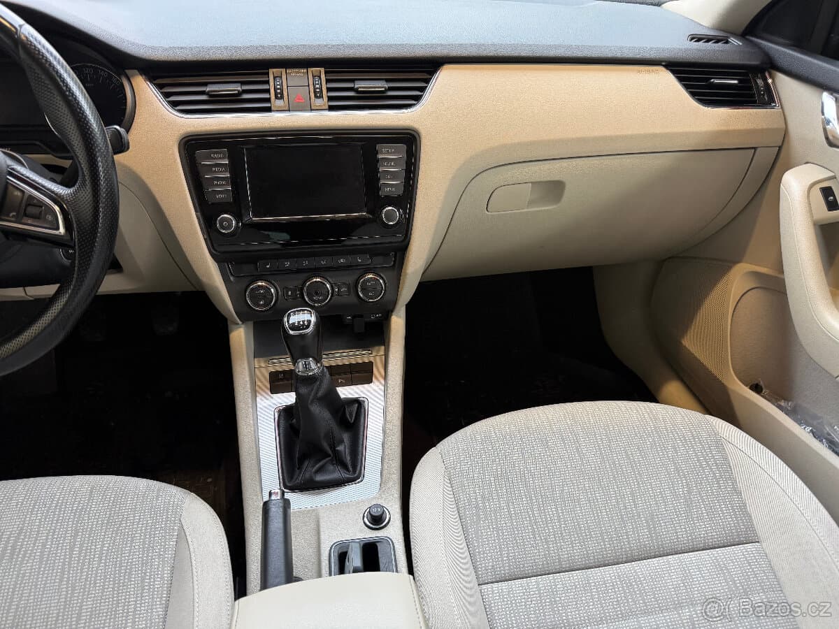2015 Škoda OCTAVIA - 13