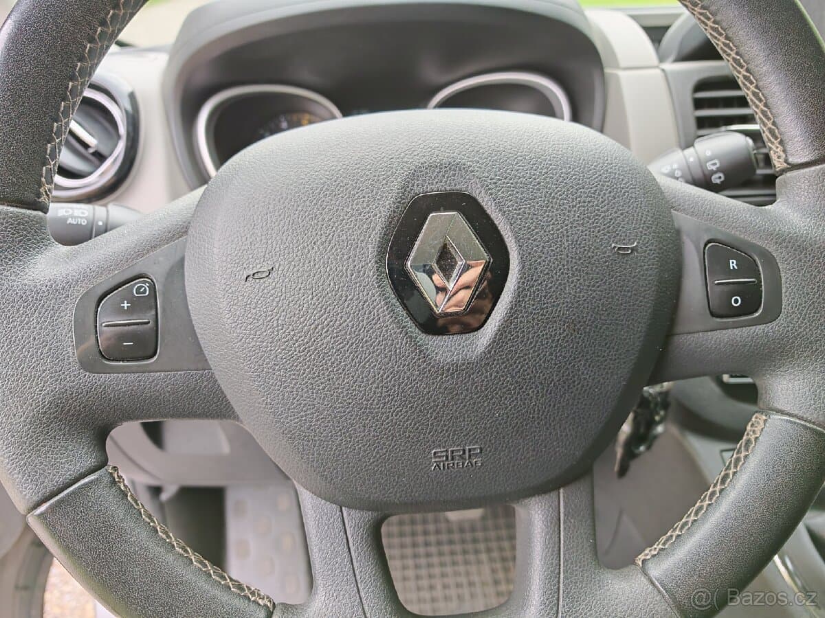 Renault TRAFIC - 13