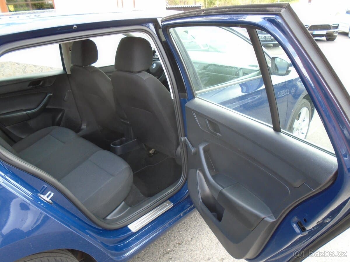 2015 Škoda RAPID - 13
