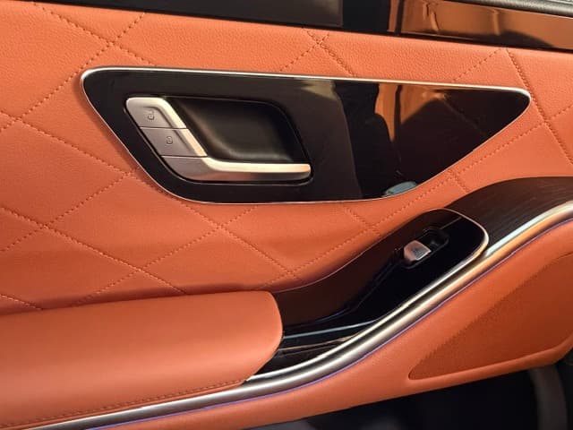 2022 Mercedes-Benz OSTATNÍ - 13