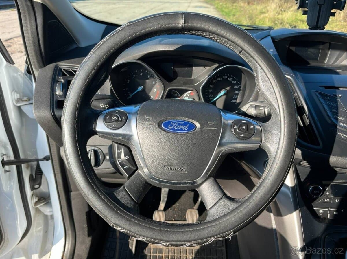 2013 Ford KUGA - 13