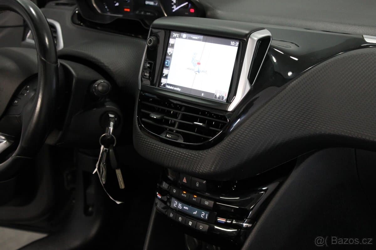 2016 Peugeot 2008 - 13