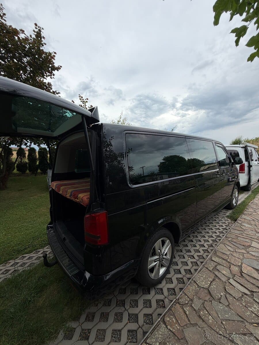 2011 Volkswagen CARAVELLE - 13