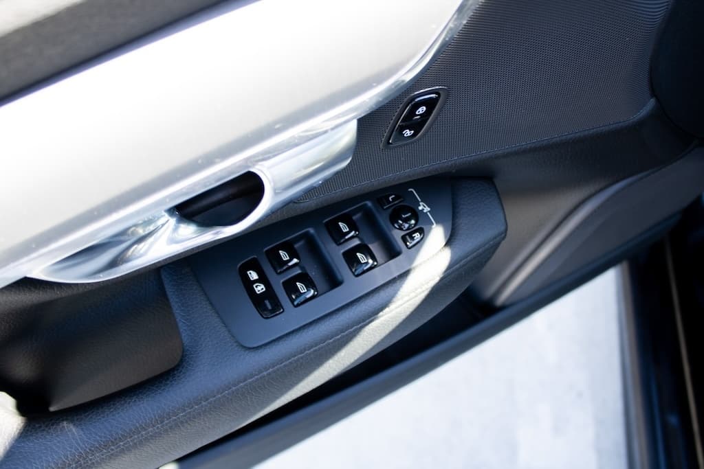 2019 Volvo S90 - 13