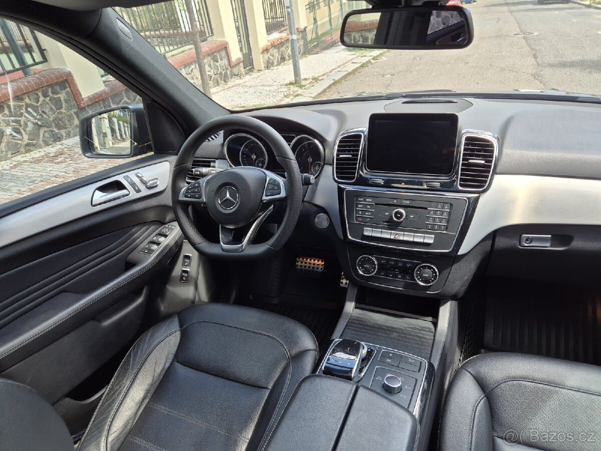 2017 Mercedes-Benz GL - 13