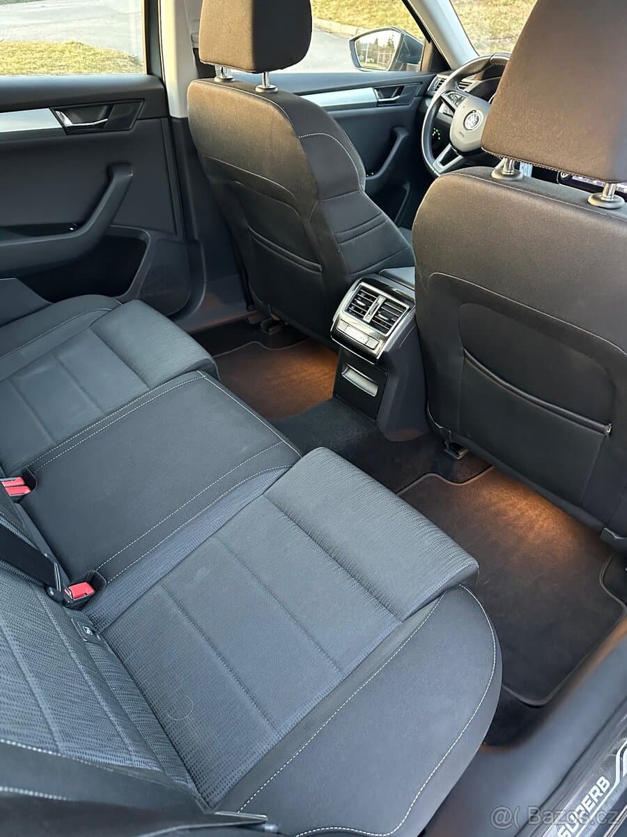 2019 Škoda SUPERB - 13