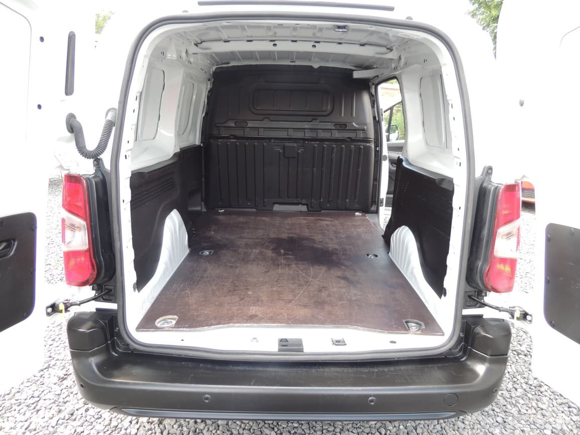 2023 Fiat DOBLO - 13