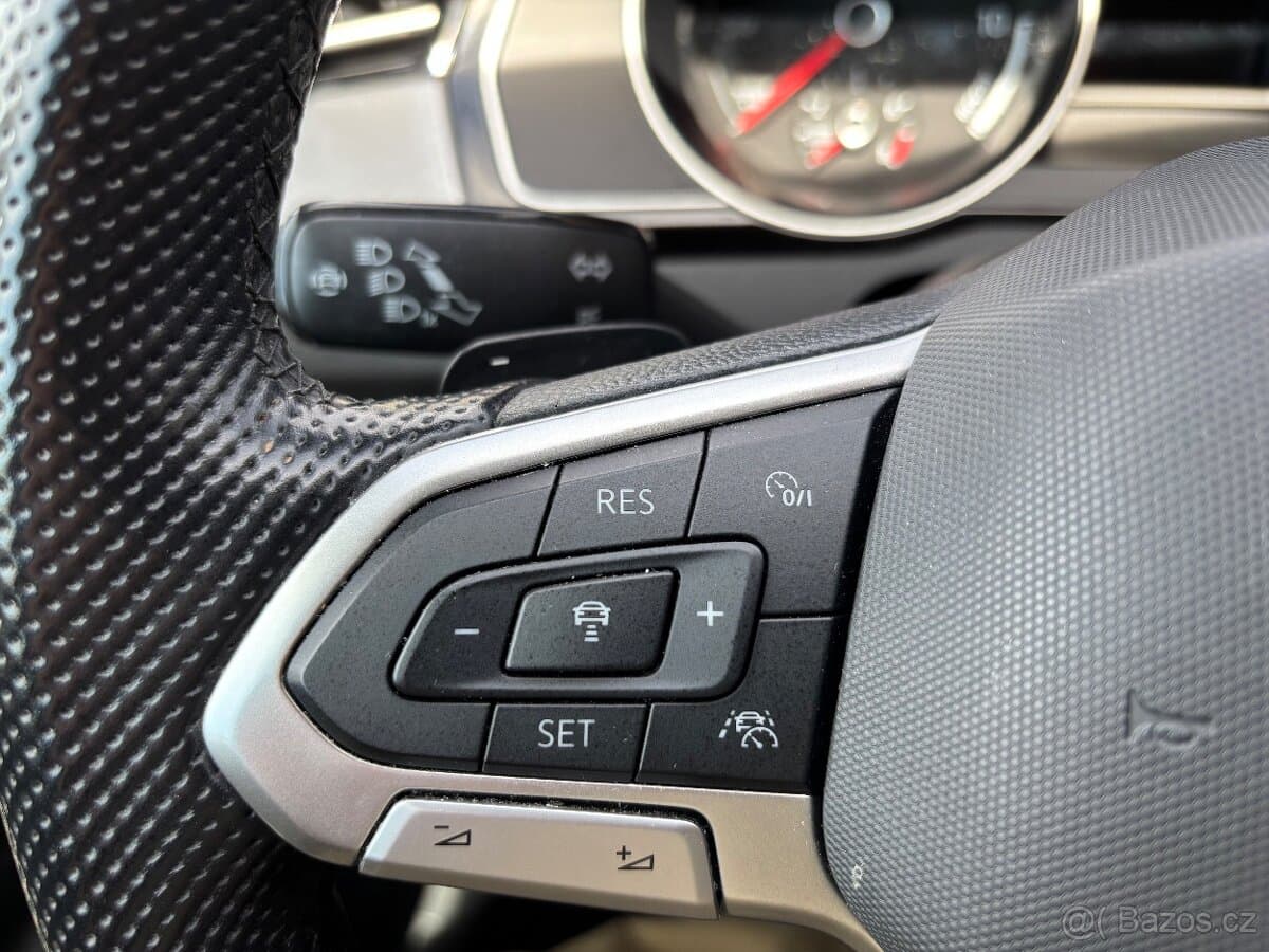 2022 Volkswagen PASSAT - 13