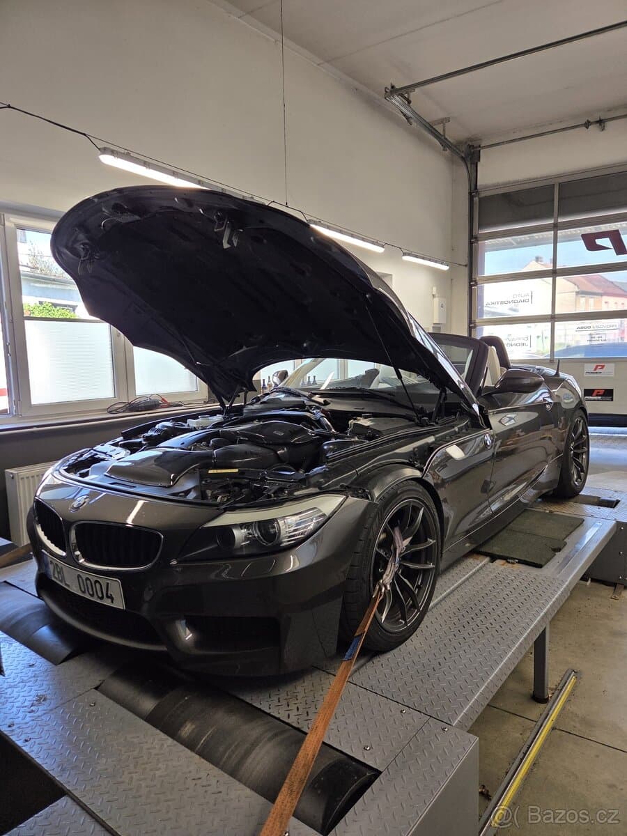 2009 BMW Z4 - 13