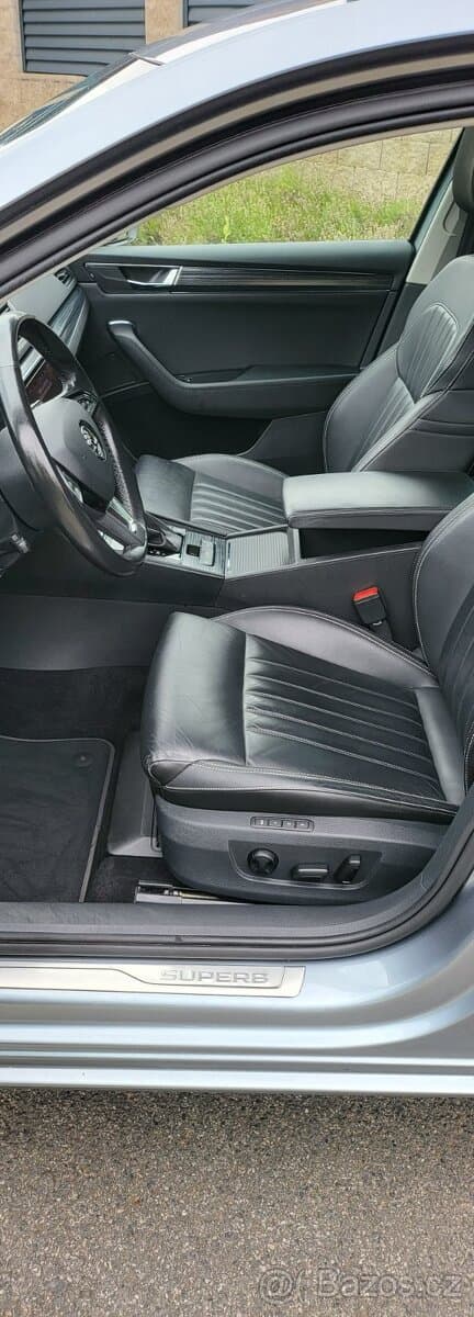 2020 Škoda SUPERB - 13