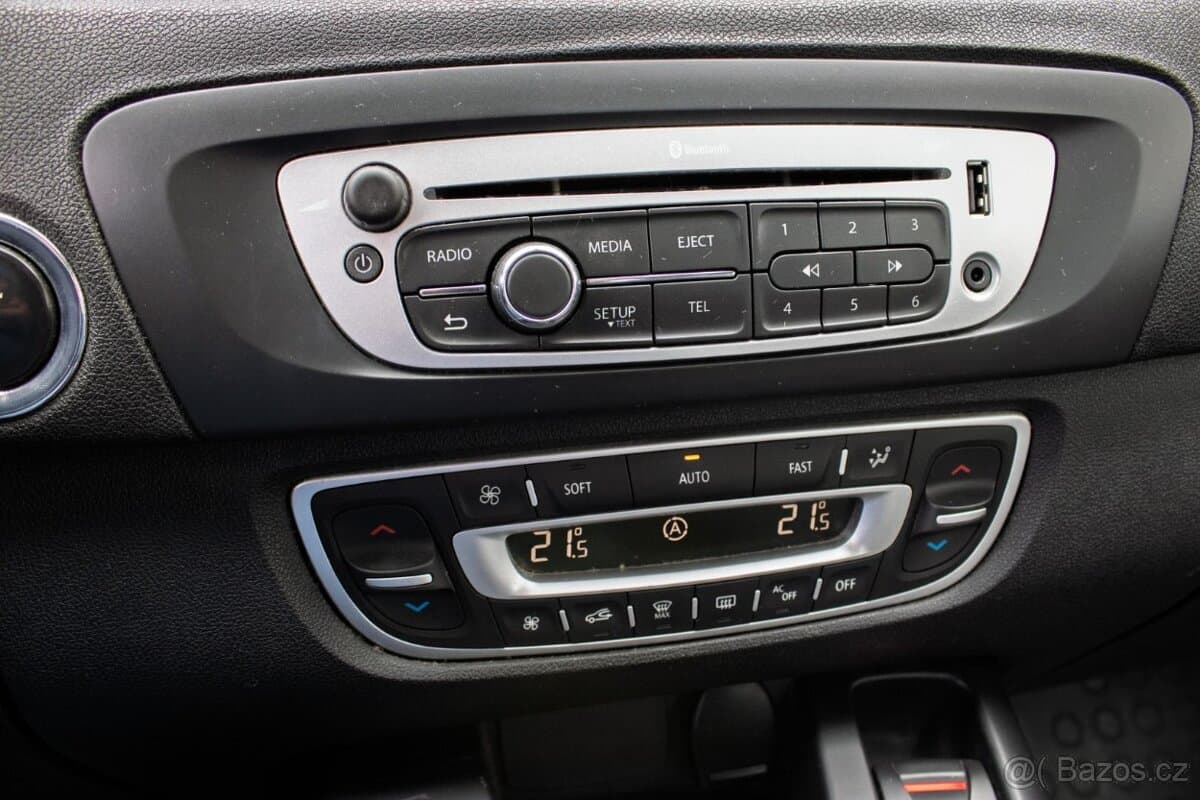 2013 Renault SCENIC - 13